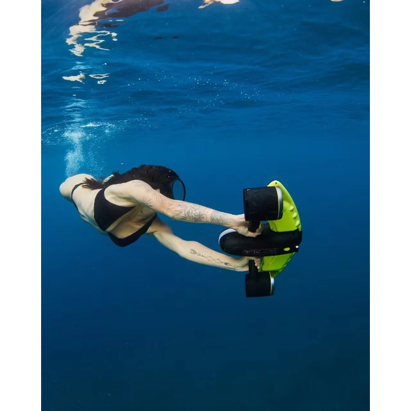 真新しいスマート電動水中ブースターライブカメラ搭載プラットフ - Underwater Camera のレビューと価格